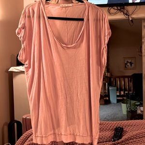 We the free size M shirt. Oversize tunic. Peach in color. New without tags